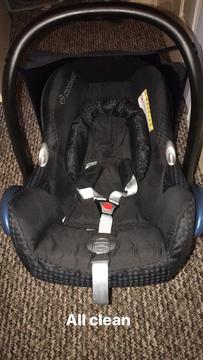 Maxi car seat