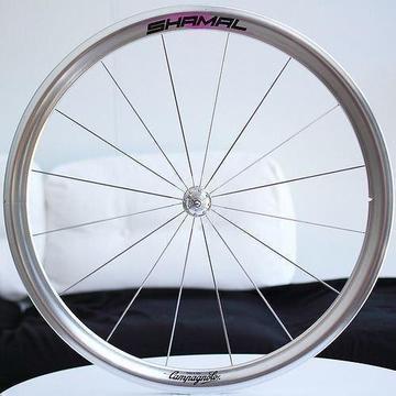 Campagnolo Shamal front wheel 700c complete with flat spokes, campagnolo hub & quick release QR £150