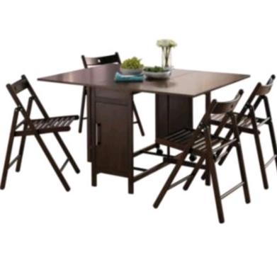 Brand new folding table and chairs