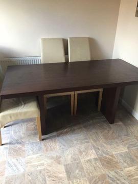 Free 6 Seater Table