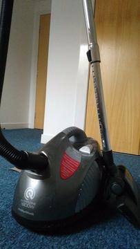 Morphy Richards 1800W Vacuum Cleaner