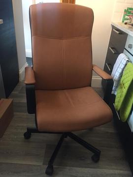Adjustable high backed Office Chair