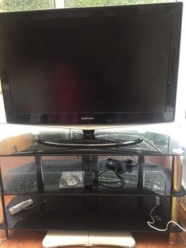 Samsung 408 inch tv with stand no remote
