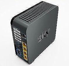 Sky hub / wifi router model SR102 - excellent condition - east london