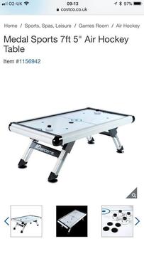 Air hockey table