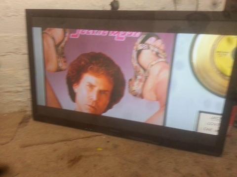 for sale Panasonic 42 hd inch plasma TV with freeview £50