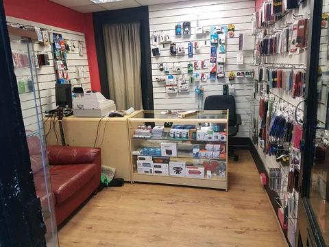 RUNNING MOBILE PHONE SHOP IS FOR SALE INBETWEEN LUTON TOWN AND TRAIN STATION £6500