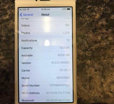 Apple Iphone 5s unlocked mint