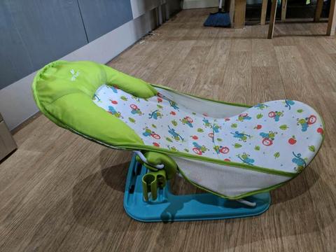 Summer Infant Bath Seat -free to collect