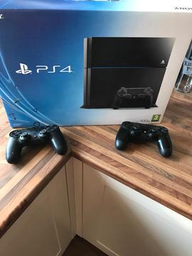 PlayStation4 and PSVR headset with games