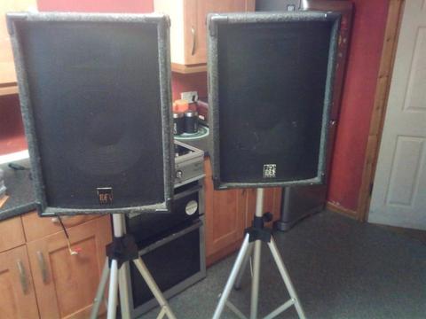 band/dj speakers and floor stands