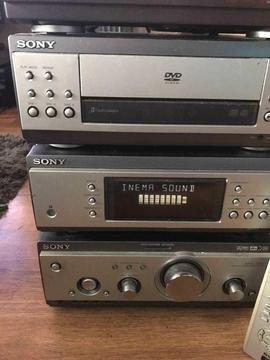FAULTY Sony muti dvd/cd hifi system with remote