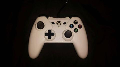 Xbox One wired controller