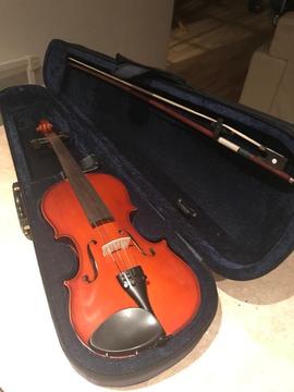 Violin size 4/4 23” and Case