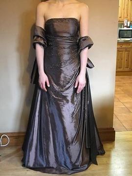 Dynasty Prom dress / Ball gown