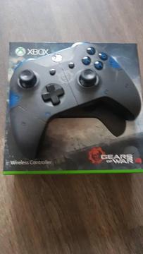 Xbox one controller GEARS OF WAR