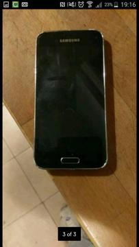 2x Samsung phones