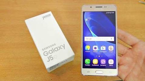 Samsung galaxy j5 6 2016 Brand New boxed