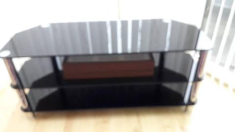Black glass tv unit