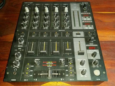 Behringer pro mixer djx 750