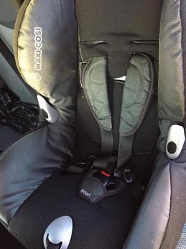 Maxi-Cosi Priory group 1 Car Seat+ Isofix base