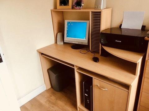 Computer Desk £20