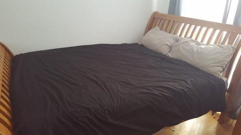 KING SIZE SOLID WOOD BED NEW MATTRESS £200 ono. Pick Up only Grangemouth