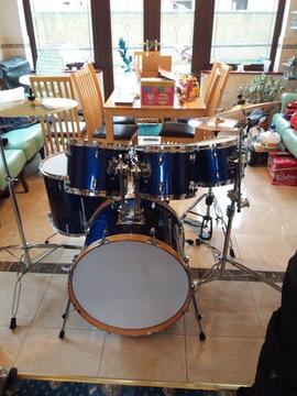 Yamaha Rydeen drum kit