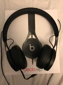 Apple Beats EP headphones