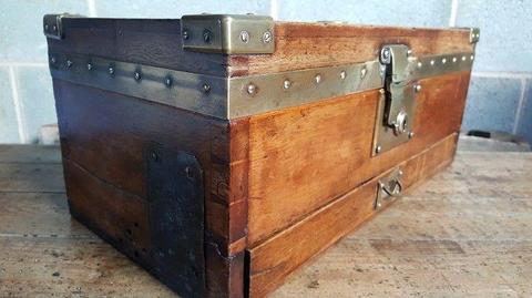 Antique Artist Box