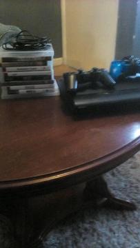 Ps3 slim two pads and 12 games