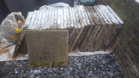 Free used paving slabs x 28