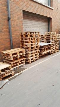 Small amount of FREE pallets/srap wood - Please read ad carefully!!