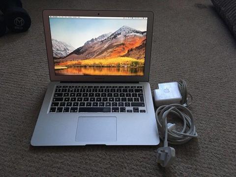 Apple MacBook Air 13.3inch i7 2-3.2GHz, 500SSD,8GB Ram,1.5GB Video. GREAT COMPUTER, GREAT PRICE!