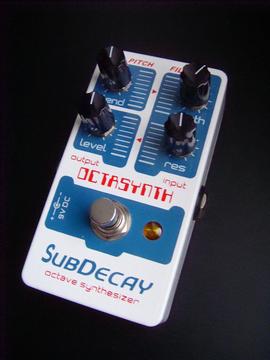 SubDecay Octasynth, analogue synth guitar pedal