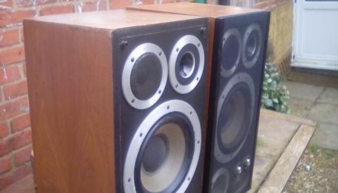 Wharfdale E50 vintage speakers