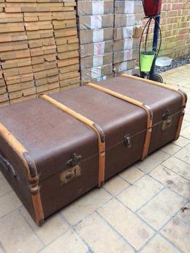 Vintage trunk case