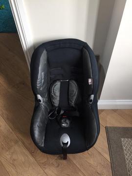 MAXI-COSI CAR SEAT