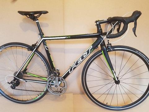 2014 Felt F95. Road Bike. RRP £600. Excellent Condition. 54cm Frame. Carbon Forks