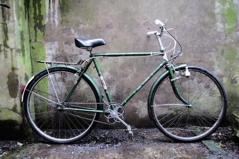 PUCH TOURING. 21 inch, 53 cm, small size. Vintage gents dutch style traditional road bike, 3 speed