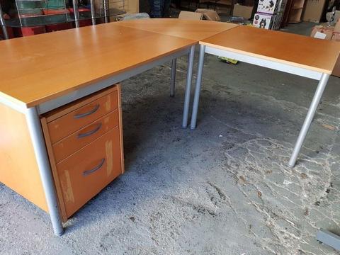 Ikea Curved Desk 3 Parts With Drawers