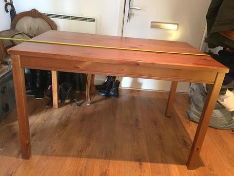 Dining table/Desk