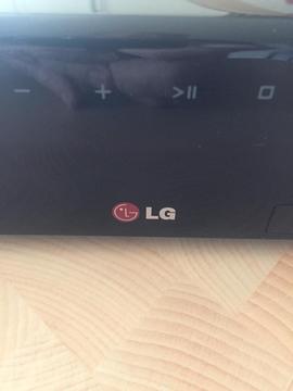 LG Sound Bar - as new with remote