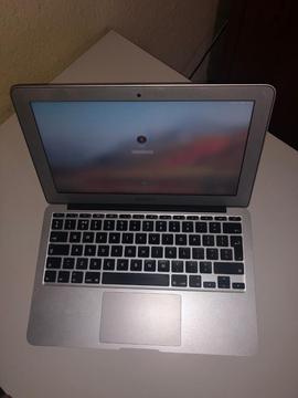MacBook Air 11inch (Mid 2012)