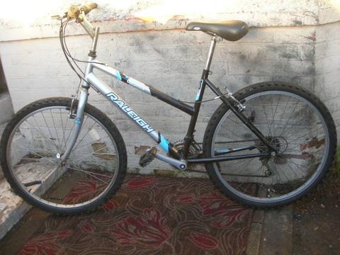 BLACK AND SLIVER RALEIGH BIKE FOR SALE