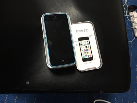 APPLE IPHONE 5C GOOD CONDITION