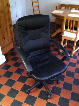 Office armchair - excellent condition