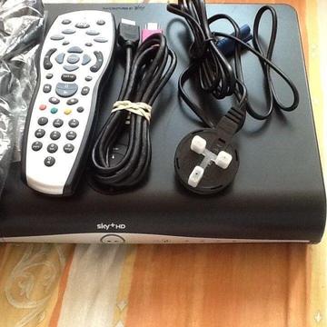 Sky plus hd box excellent working condition with accessories