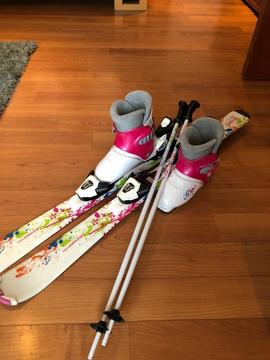 Girls ski bundle