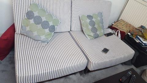 Interior seti sofa set in ilford london £75